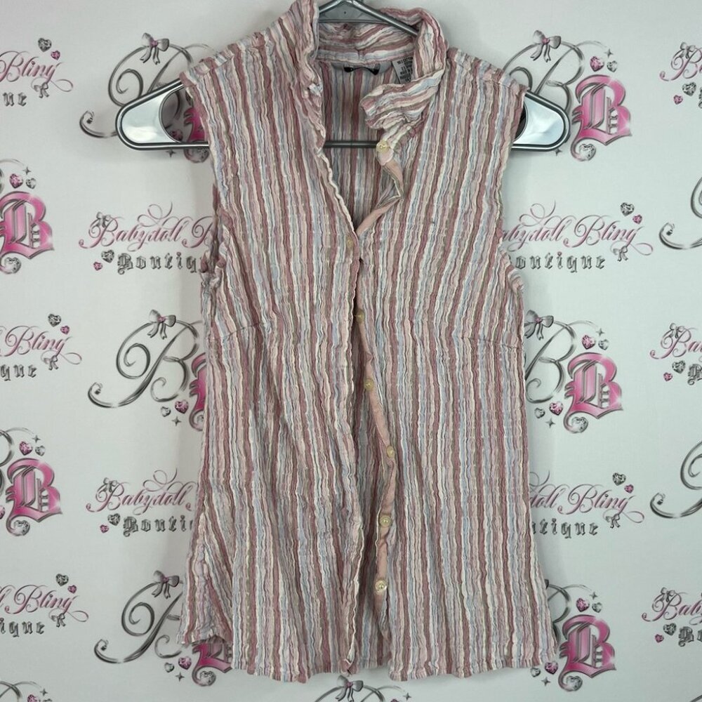 Reitmans button up crinkle vest Pink and White Striped Button-Down Shirt